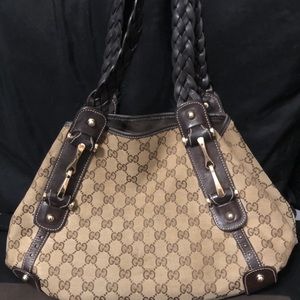 Authentic Gucci tote bag. 162900203419